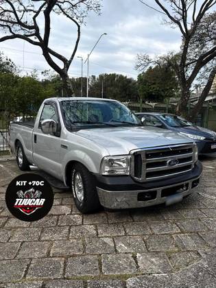 FORD F-250 4.2 XL 4X2 CS TURBO INTERCOOLER DIESEL 2P MANUAL FORD F-250 4.2 XL 4X2 CS TURBO INTERCOOLER DIESEL 2P MANUAL